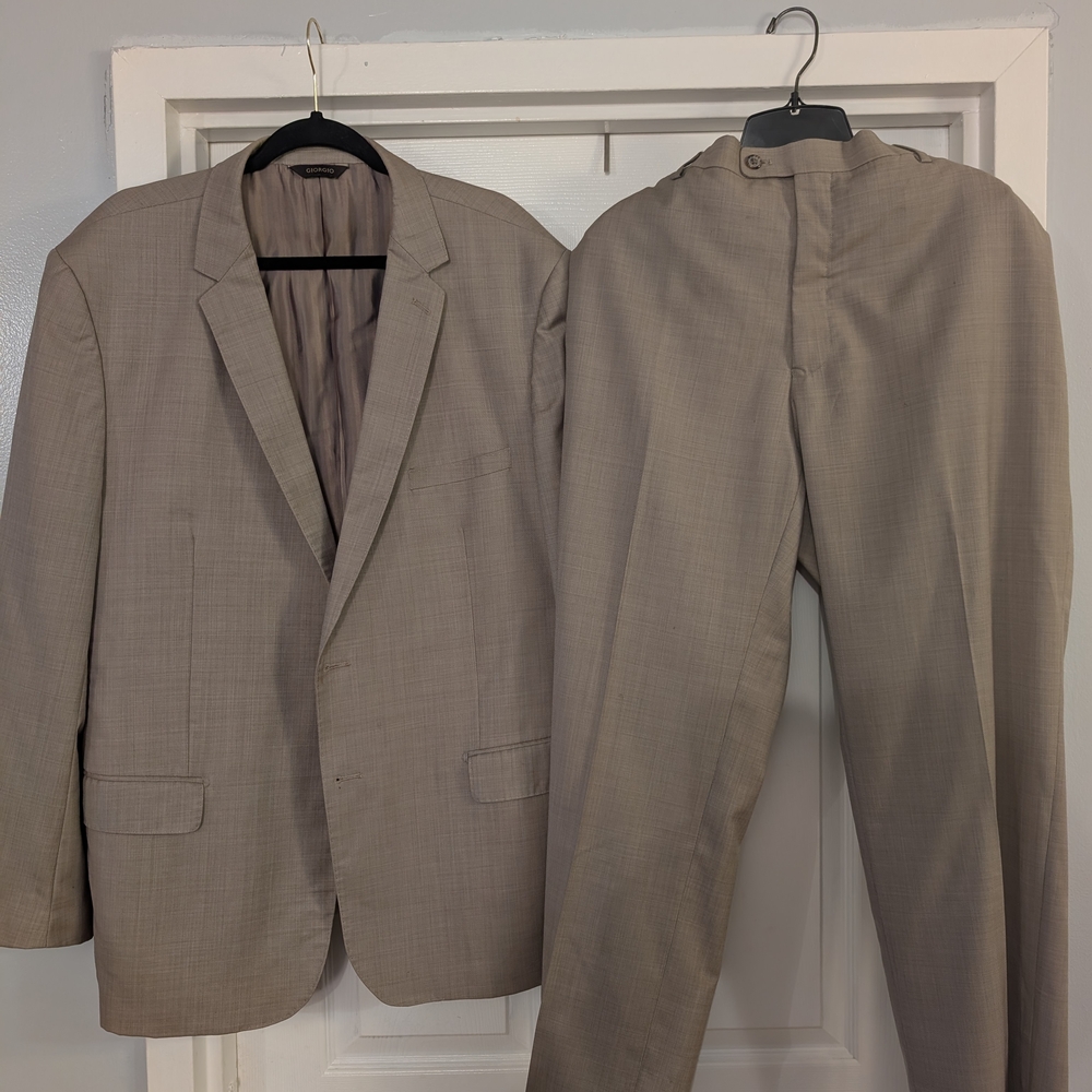 Men's Classic Tan Suit Set